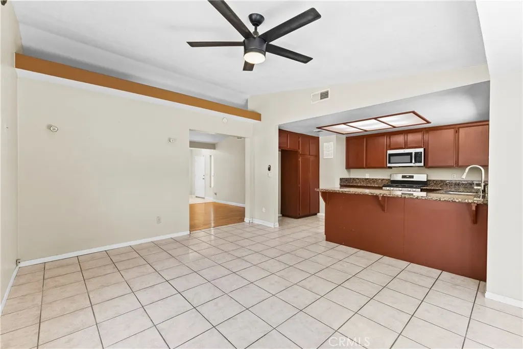 12011 Quantico Drive, Riverside, California 92505 home-pic-17